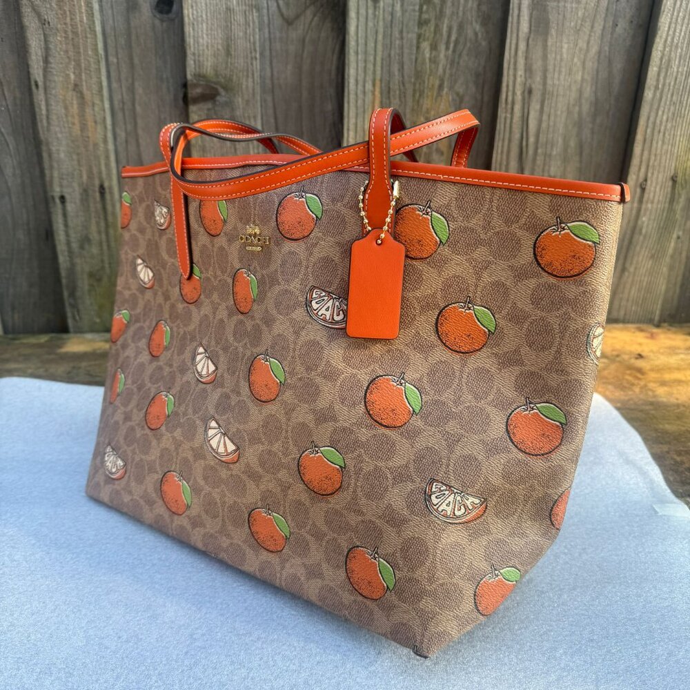 coach City Tote Bag In Signature Canvas With Orange Print cal74 - Picture 2 of 6